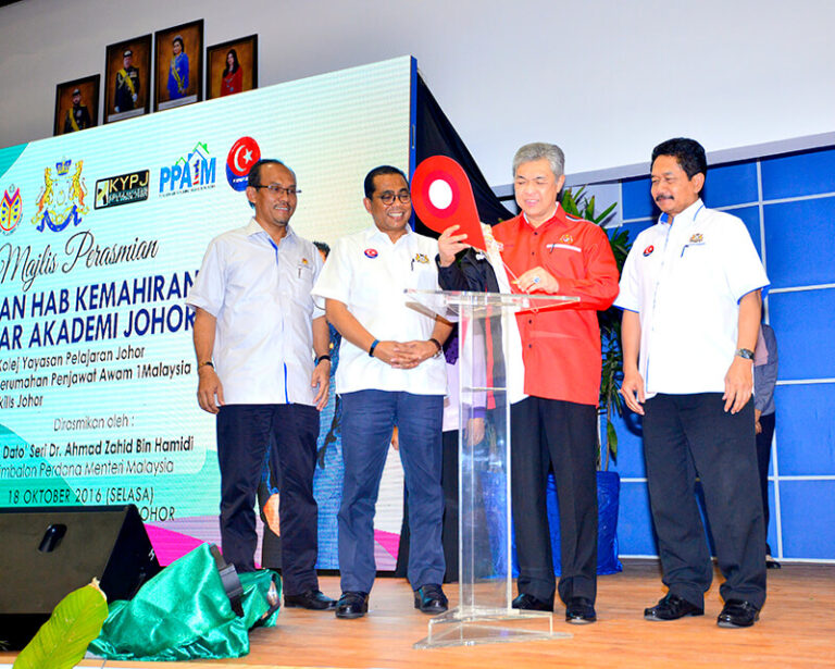 rasmi-02