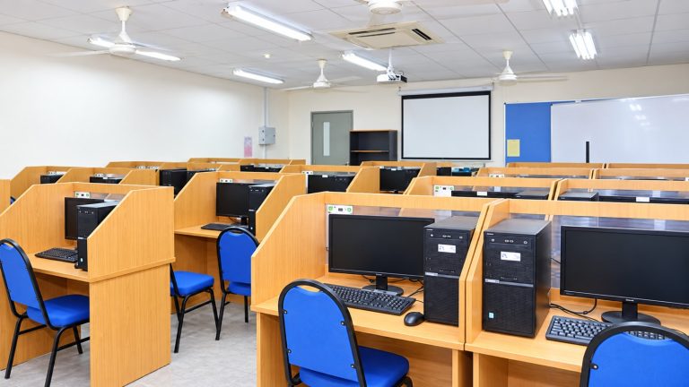 High-speed computing facilities for tech and creative media students